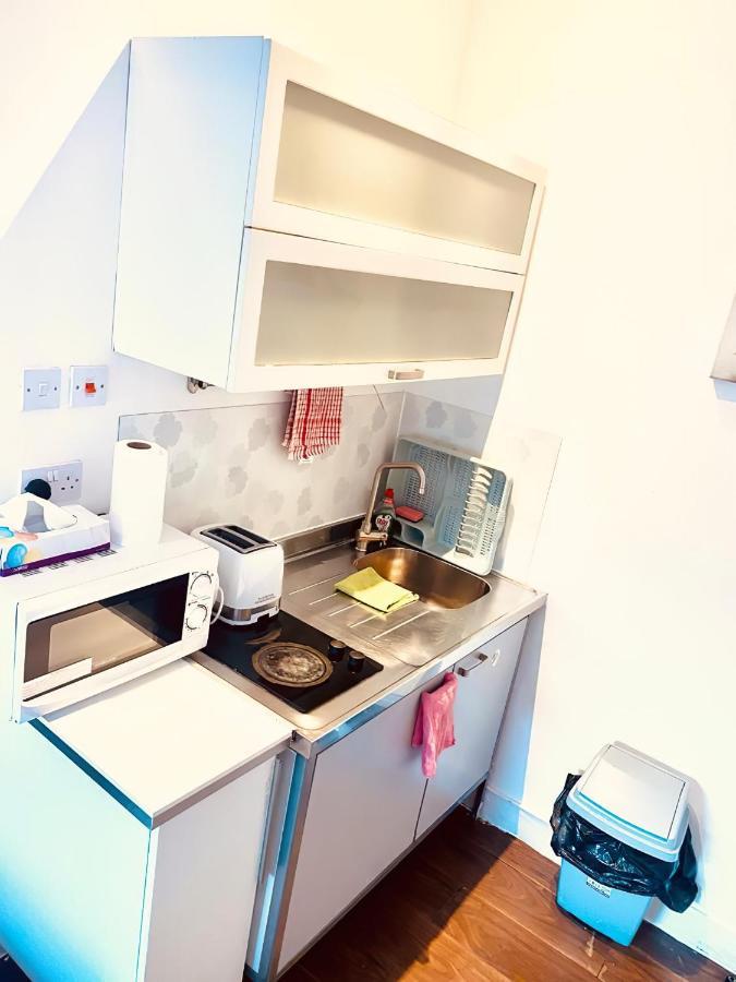 Apartamento One Bed Studio Flat In Central Londres Exterior foto